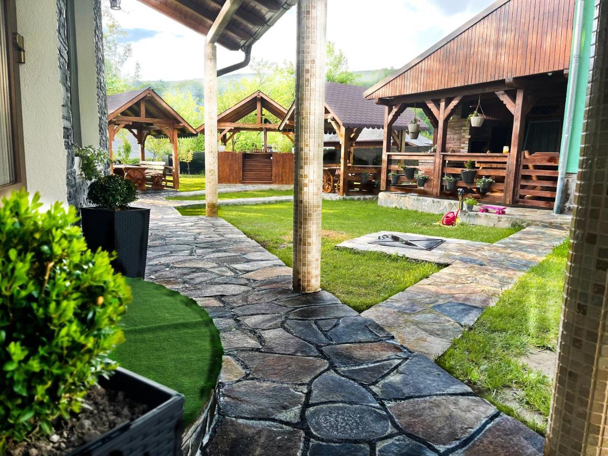 Hotel Casa La Bella Vista Moisei Exterior foto